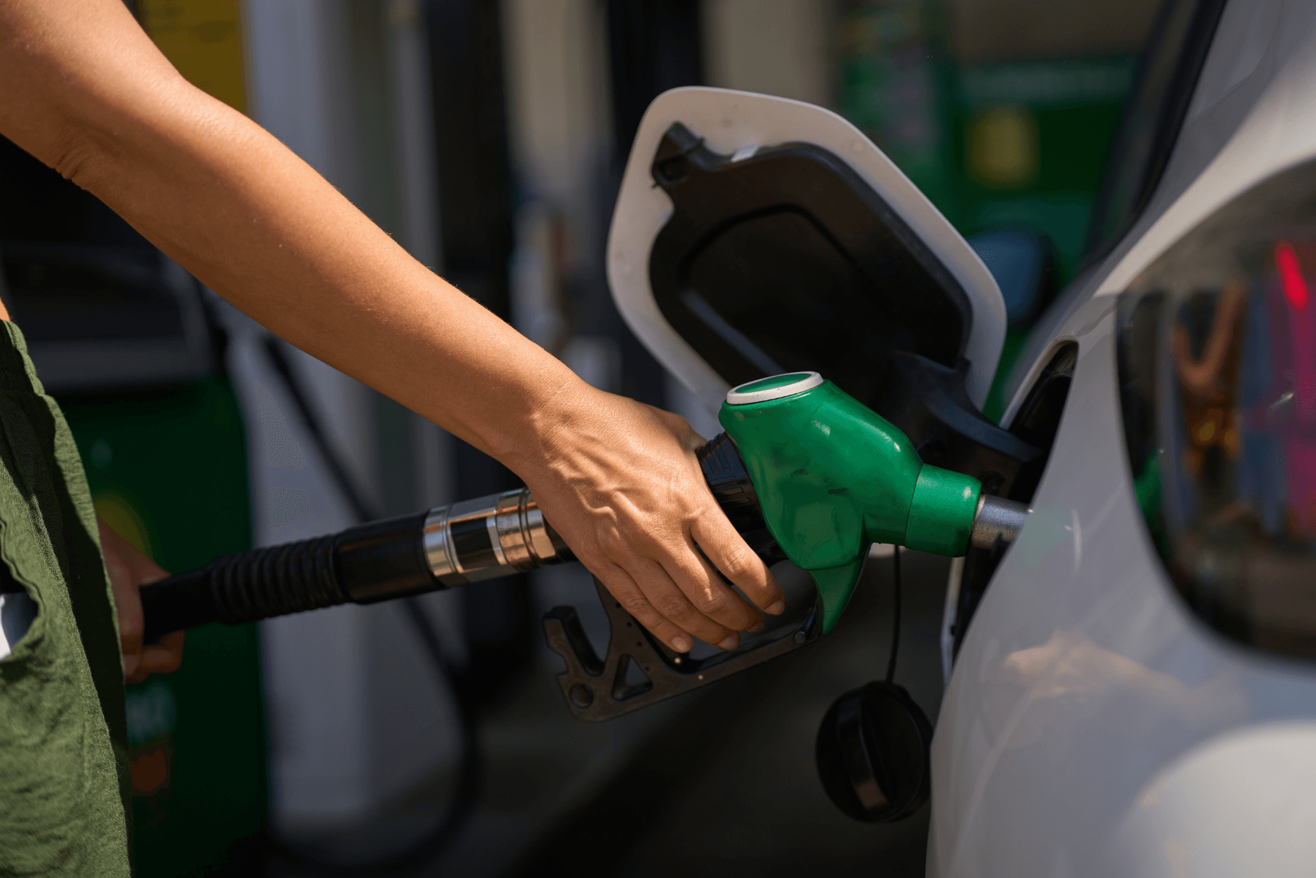 Petrol, Hybrid or Electric? How Fuel Costs and RUC Changes Affect NZ Drivers